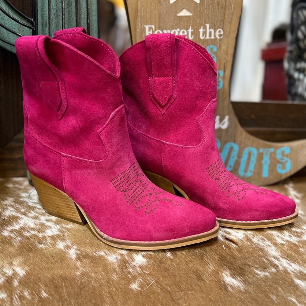 Kali Shoes